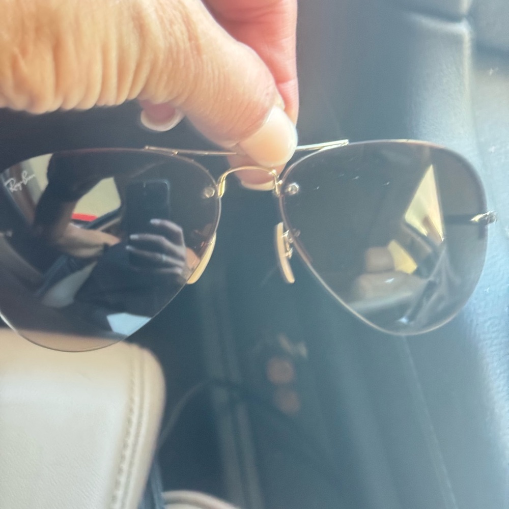 Like New - No Scratches - Rayban Aviators - ® RB3449 iconic Aviator™